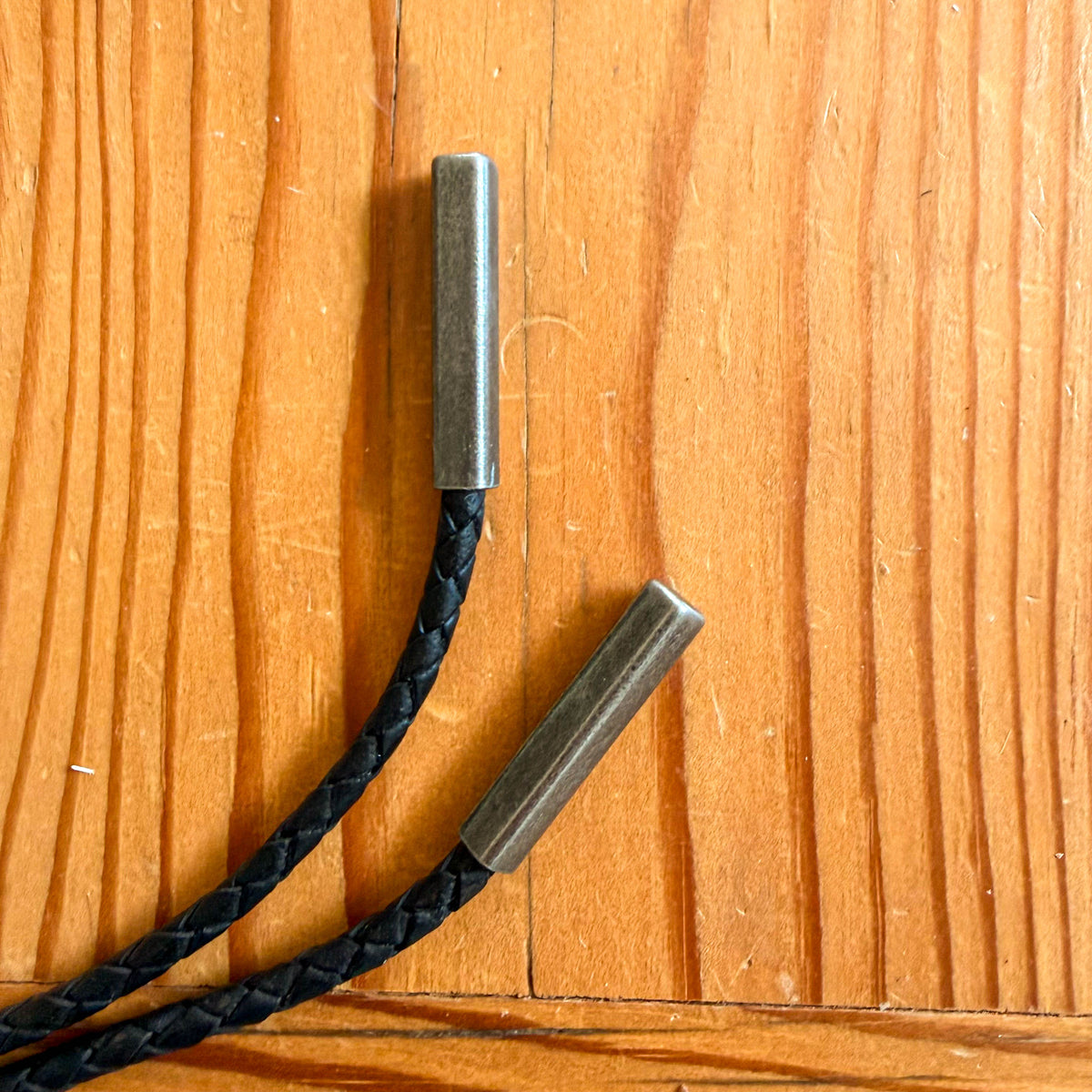 Silver Bull Bolo Tie