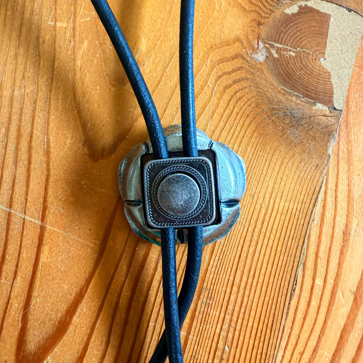 Silver Rose Bolo Tie