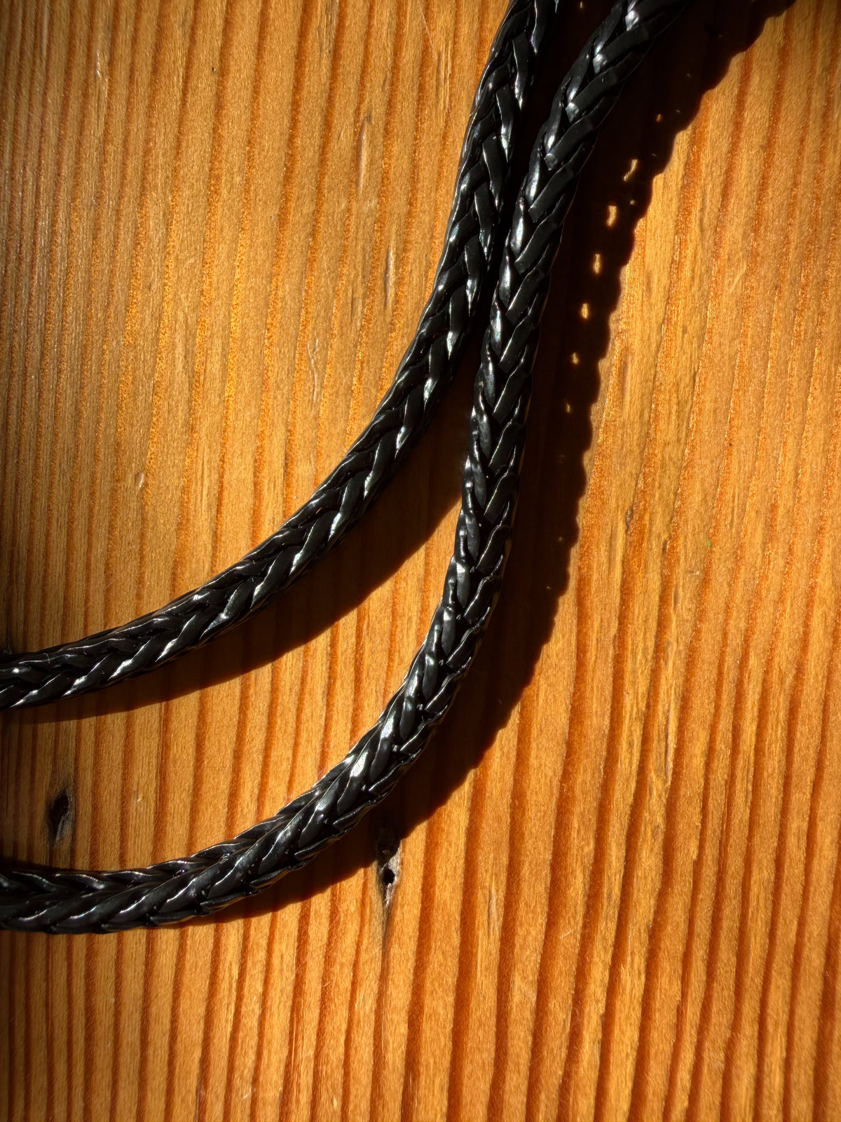Dinosaur Jasper Metal Chain Bolo Tie